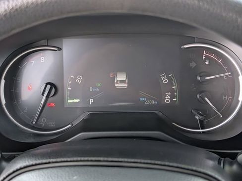 Used 2025 Toyota RAV4 LE FWD image 20