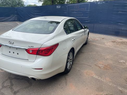 Used 2016 INFINITI Q50 3.0t Premium w/ Driver Assistance Package RWD image 40