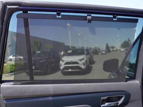 Used 2024 Toyota Highlander XSE AWD/4WD image 12
