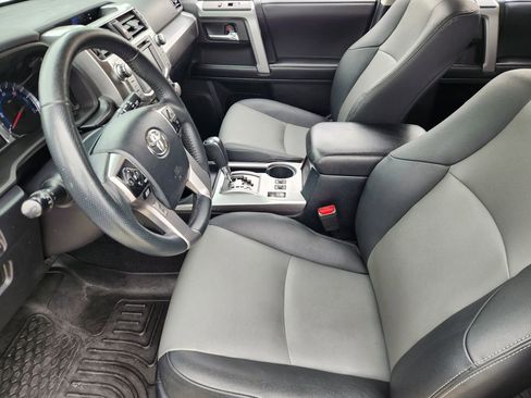Used 2019 Toyota 4Runner SR5 Premium AWD/4WD image 13