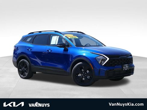 Certified 2025 Kia Sportage X-Line w/ Premium Package AWD/4WD image 1
