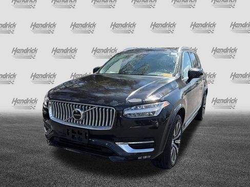 Certified 2025 Volvo XC90 B5 Core image 5