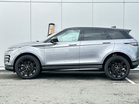 Used 2025 Land Rover Range Rover Evoque Dynamic SE image 2