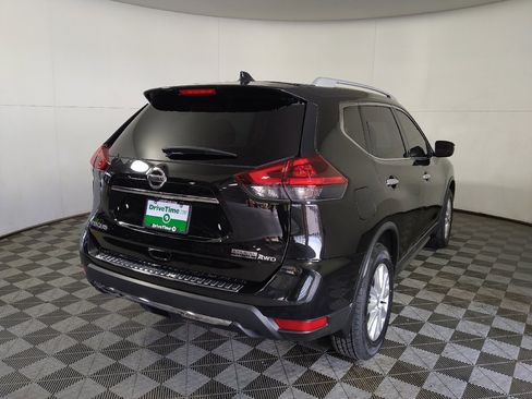 Used 2020 Nissan Rogue S w/ Special Edition Package AWD/4WD image 7