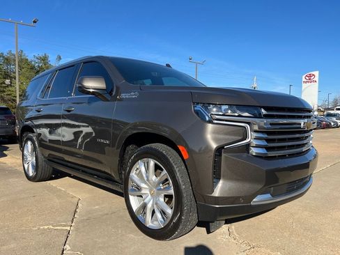 Used 2021 Chevrolet Tahoe High Country w/ Premium Package image 1