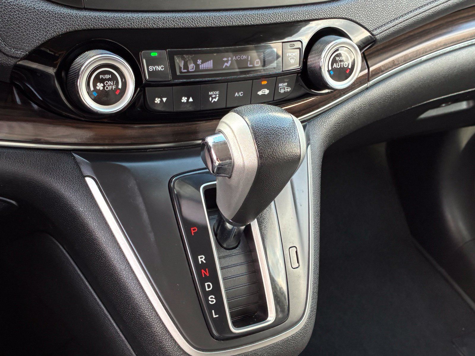 Used 2015 Honda CR-V EX-L image 27