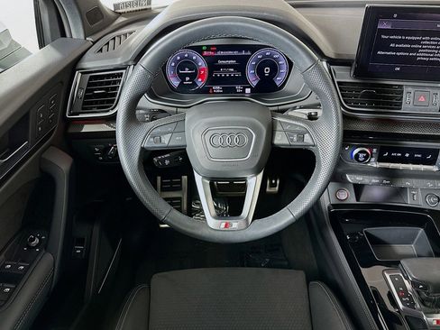 Used 2025 Audi SQ5 Premium Plus image 5
