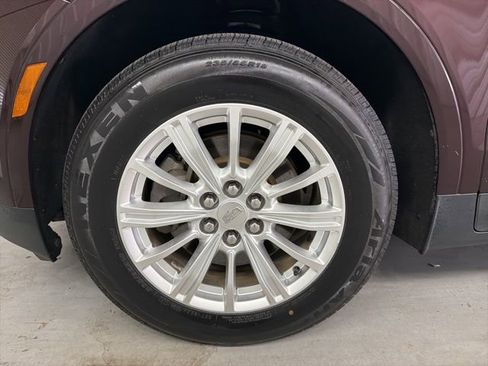 Used 2017 Cadillac XT5 FWD image 10