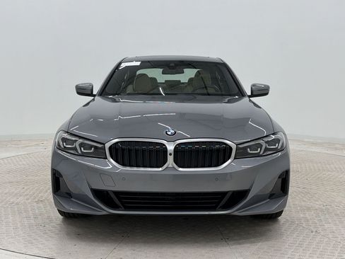 Used 2025 BMW 330i Sedan w/ Premium Package RWD image 6