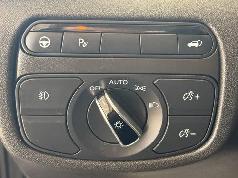 Used 2022 INFINITI QX50 Essential image 31