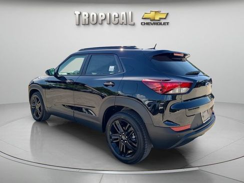 New 2026 Chevrolet TrailBlazer LT FWD image 3