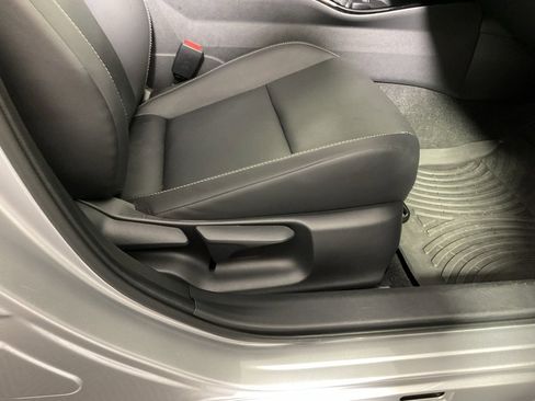 Used 2023 Toyota Prius XLE image 36