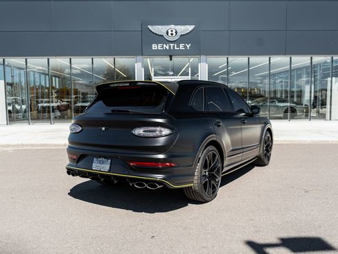 Certified 2026 Bentley Bentayga Speed AWD/4WD image 3