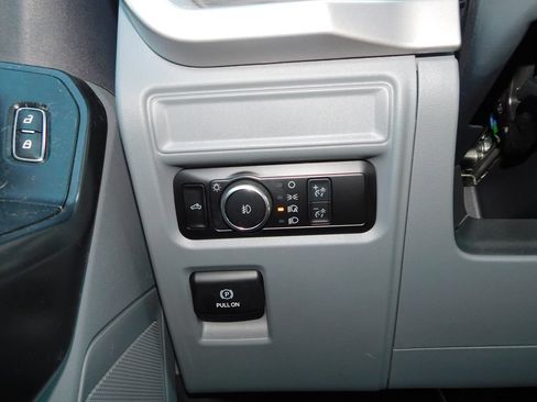 Used 2022 Ford F150 XL w/ Equipment Group 101A High RWD image 27