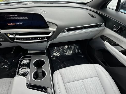 New 2025 Cadillac Lyriq Sport image 18
