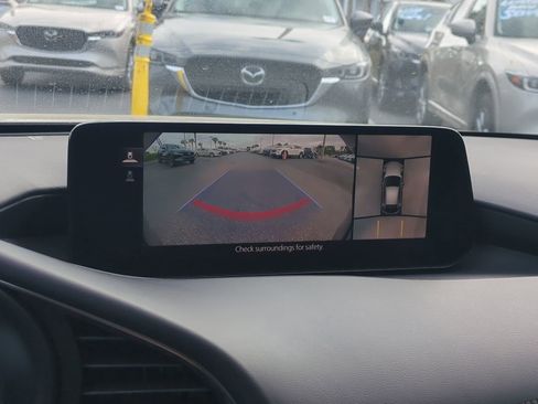 Used 2025 MAZDA MAZDA3 Hatchback w/Premium Plus Pkg image 21