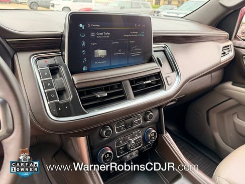 Used 2024 Chevrolet Tahoe Z71 w/ Luxury Package AWD/4WD image 25