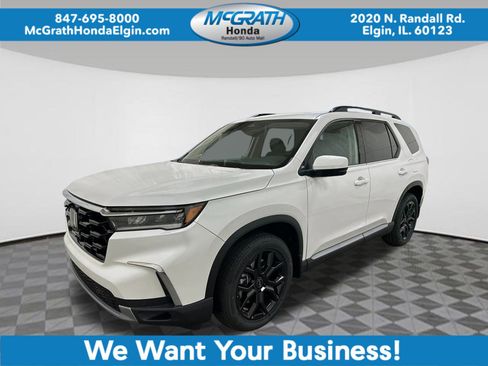 New 2025 Honda Pilot Touring image 1