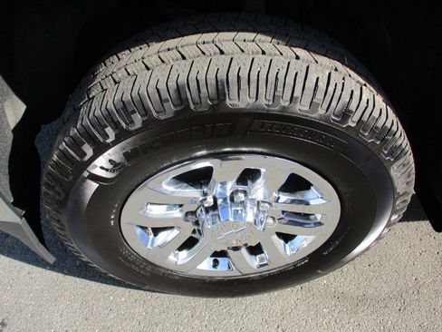 Used 2019 Chevrolet Silverado 2500 LT w/ All Star Edition image 11