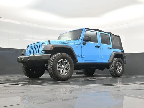 Used 2017 Jeep Wrangler Unlimited Rubicon w/ Connectivity Group image 48