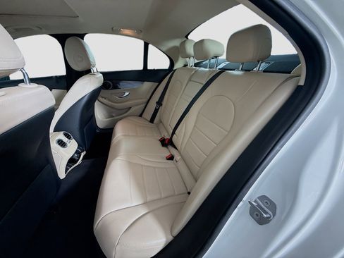 Used 2019 Mercedes-Benz C 300 Sedan image 25