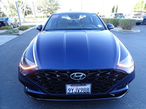 Used 2021 Hyundai Sonata Limited w/ Cargo Package FWD image 2