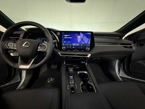 Used 2024 Lexus RX 350 Premium image 12