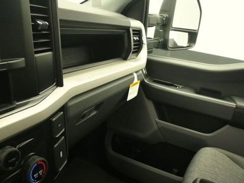 New 2026 Ford F250 XL w/ STX Appearance Package AWD/4WD image 22