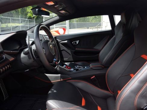 Used 2020 Lamborghini Huracan EVO AWD/4WD image 20