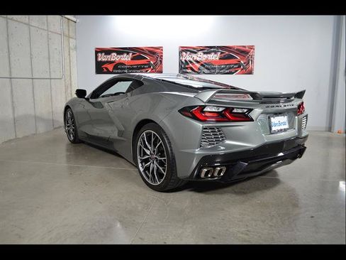 Used 2023 Chevrolet Corvette Stingray Preferred Cpe w/ Z51 Performance Package RWD image 5