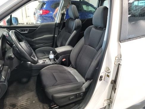 Used 2021 Subaru Forester Premium AWD/4WD image 10