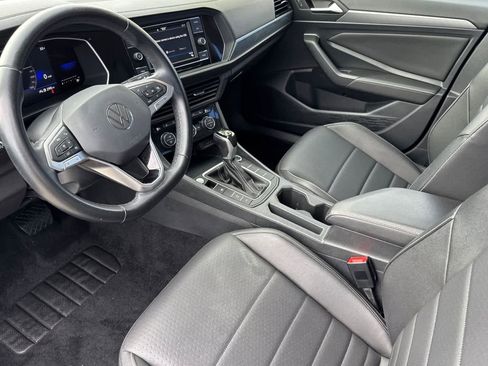 Used 2022 Volkswagen Jetta SE FWD image 10