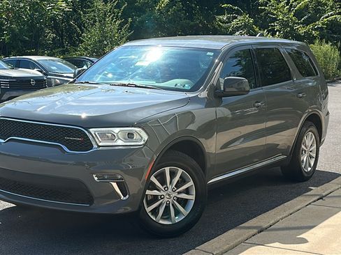 Used 2021 Dodge Durango SXT w/ 3rd Row Seating Group AWD/4WD image 1
