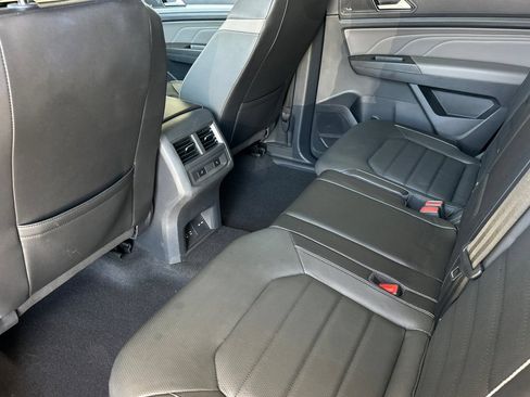 Used 2023 Volkswagen Atlas Cross Sport SEL Premium R-Line AWD/4WD image 12