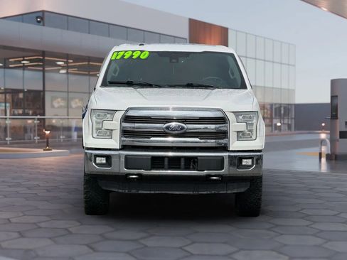 Used 2015 Ford F150 Lariat w/ Equipment Group 502A Luxury AWD/4WD image 4