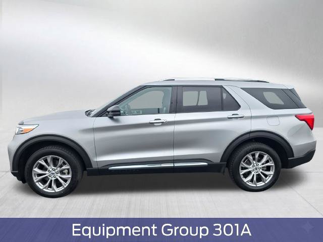 Certified 2024 Ford Explorer Limited AWD/4WD image 3