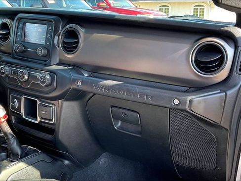 Used 2020 Jeep Wrangler Unlimited Sport AWD/4WD image 21
