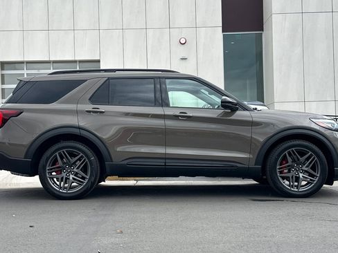 New 2026 Ford Explorer ST w/ Sun And Sound Package AWD/4WD image 2