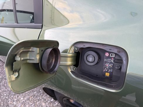 Used 2022 Dodge Charger SXT image 36