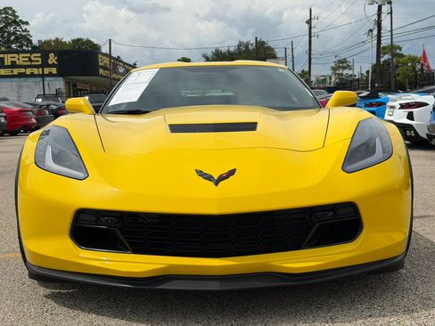 Used 2019 Chevrolet Corvette Grand Sport RWD image 2