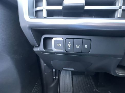 New 2026 Hyundai Santa Fe SE image 16