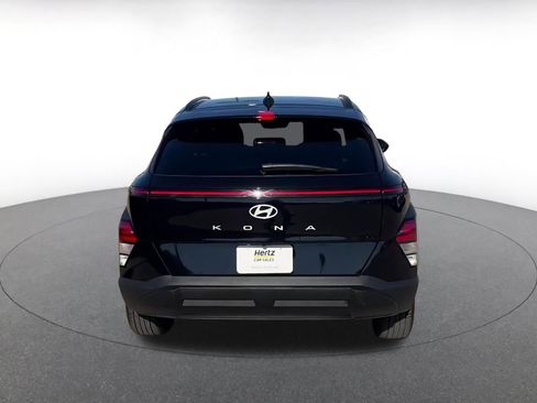 Used 2025 Hyundai Kona SEL image 12