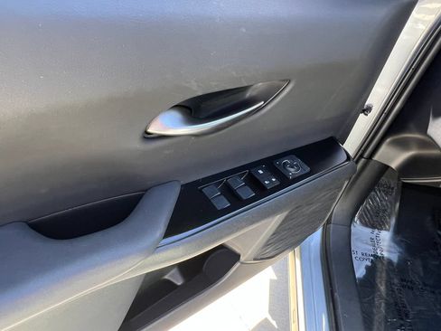 Used 2024 Lexus UX 250h F Sport FWD image 26