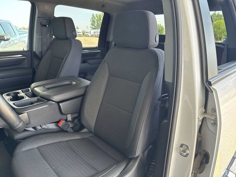 Used 2025 Chevrolet Silverado 2500 LT w/ Convenience Package AWD/4WD image 12