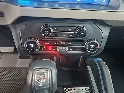 Used 2024 Ford Bronco Wildtrak image 17