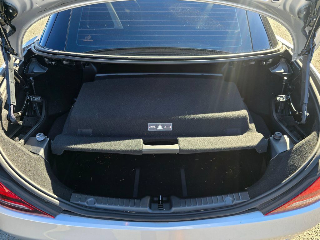 Used 2018 Mercedes-Benz SLC 43 AMG image 14