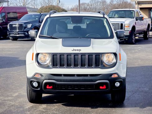 Used 2019 Jeep Renegade Trailhawk image 4