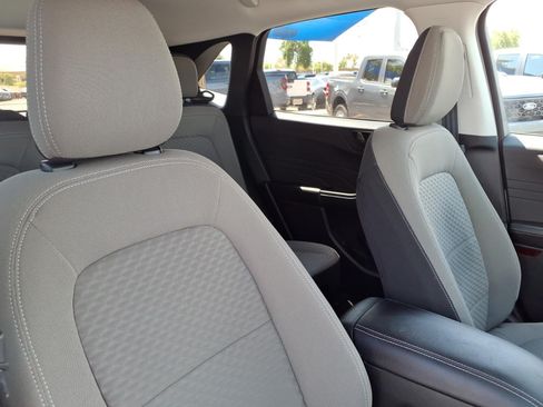 Certified 2022 Ford Escape SE w/ SE Sport Appearance Package FWD image 12