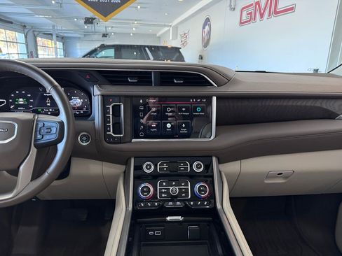 Certified 2024 GMC Yukon XL Denali w/ Max Trailering Package image 19