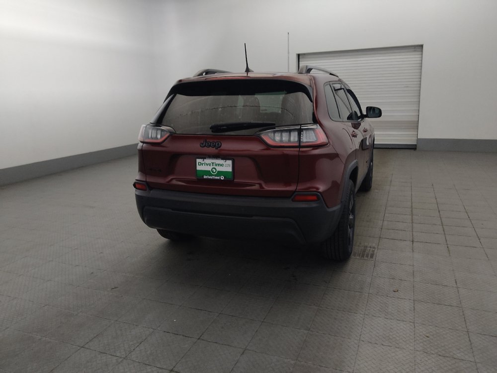 Used 2021 Jeep Cherokee Latitude Plus AWD/4WD image 7
